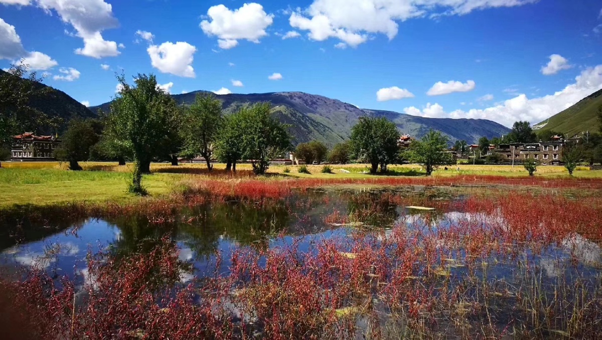 木雅康定甲根坝风景如画