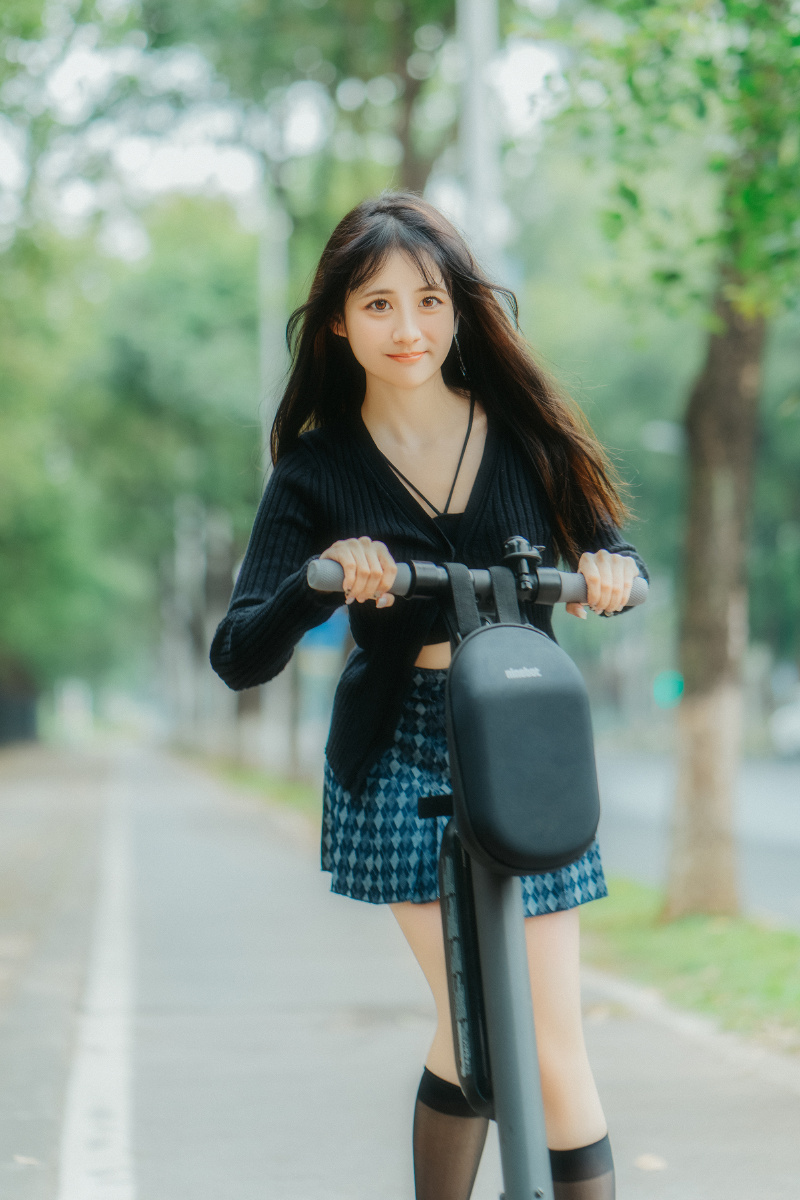 单车少女模特林林