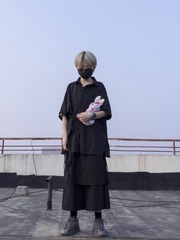 001