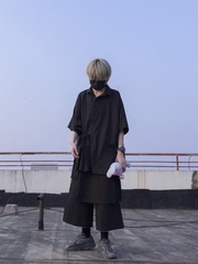001