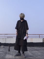 001