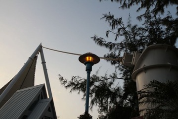 a quiet lamp