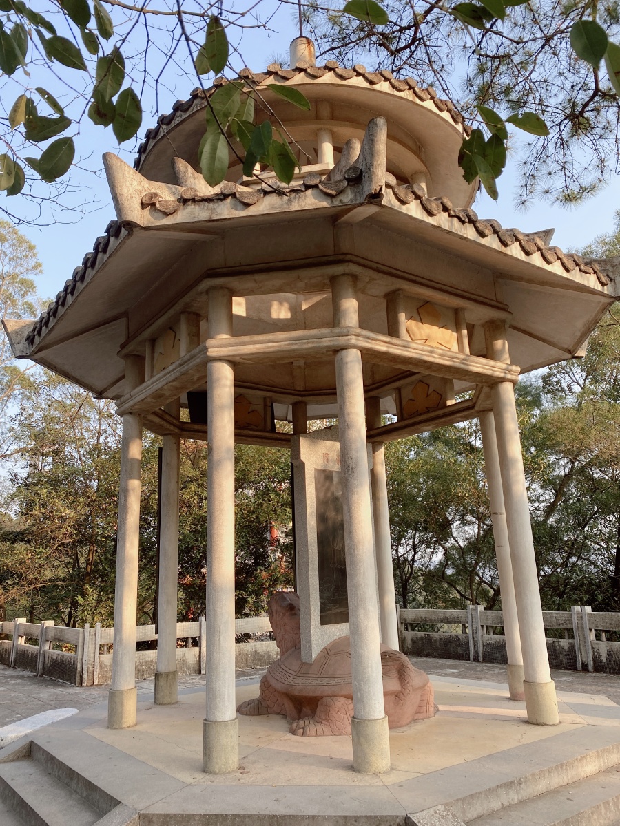 广西梧州白云山光华亭广西梧州白云山光华亭广西梧州白