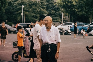 001