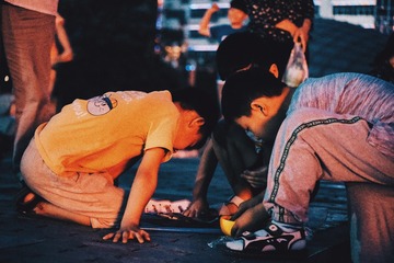 001