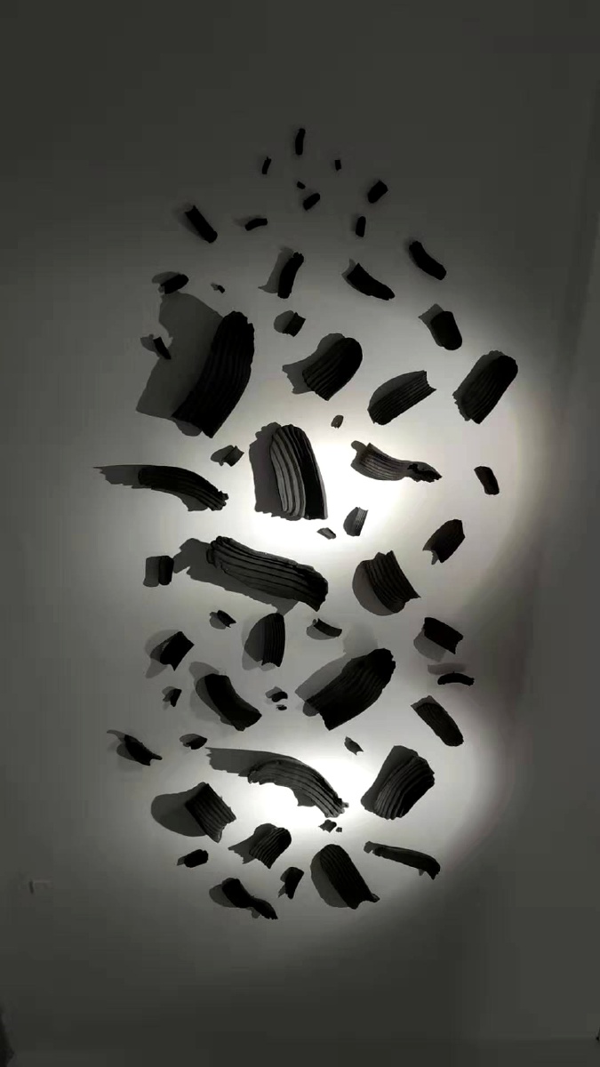 中央美院某学生艺术作品破碎之美