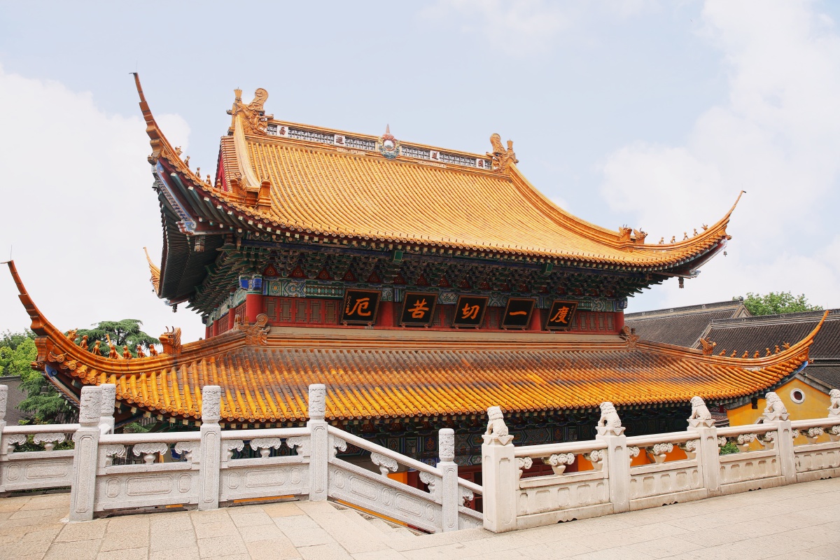 镇江法海的金山寺水漫金山出处