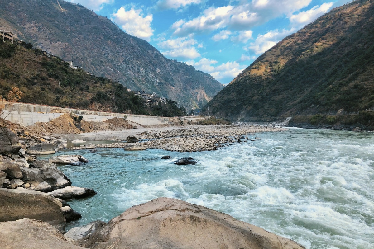 云南小众旅行路线 绝美秘境丙中洛|怒江第一湾|金满银滩|老虎跳|王冠