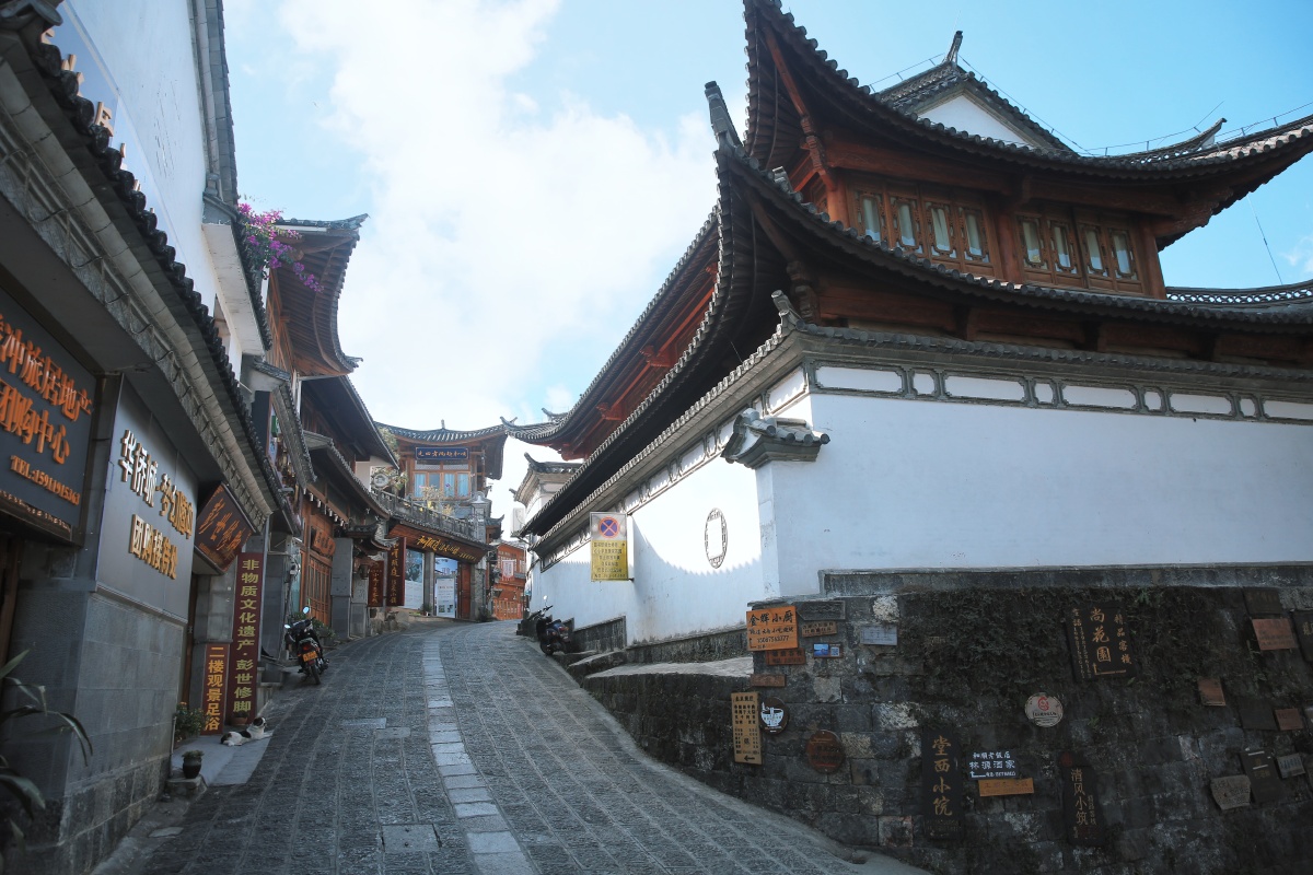 云南腾冲和顺古镇这里真的太适合拍人文了我去过的最有烟火气的古镇