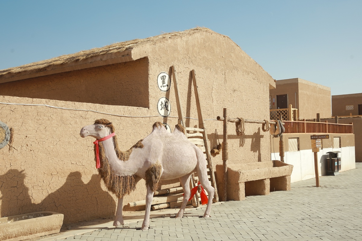 西夏黑水城遗址这个是新建的黑水古城还原了古代西夏时期的风采组图