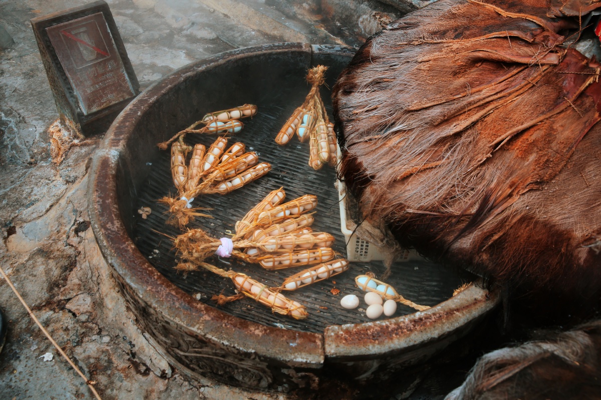 云南腾冲热海大滚锅