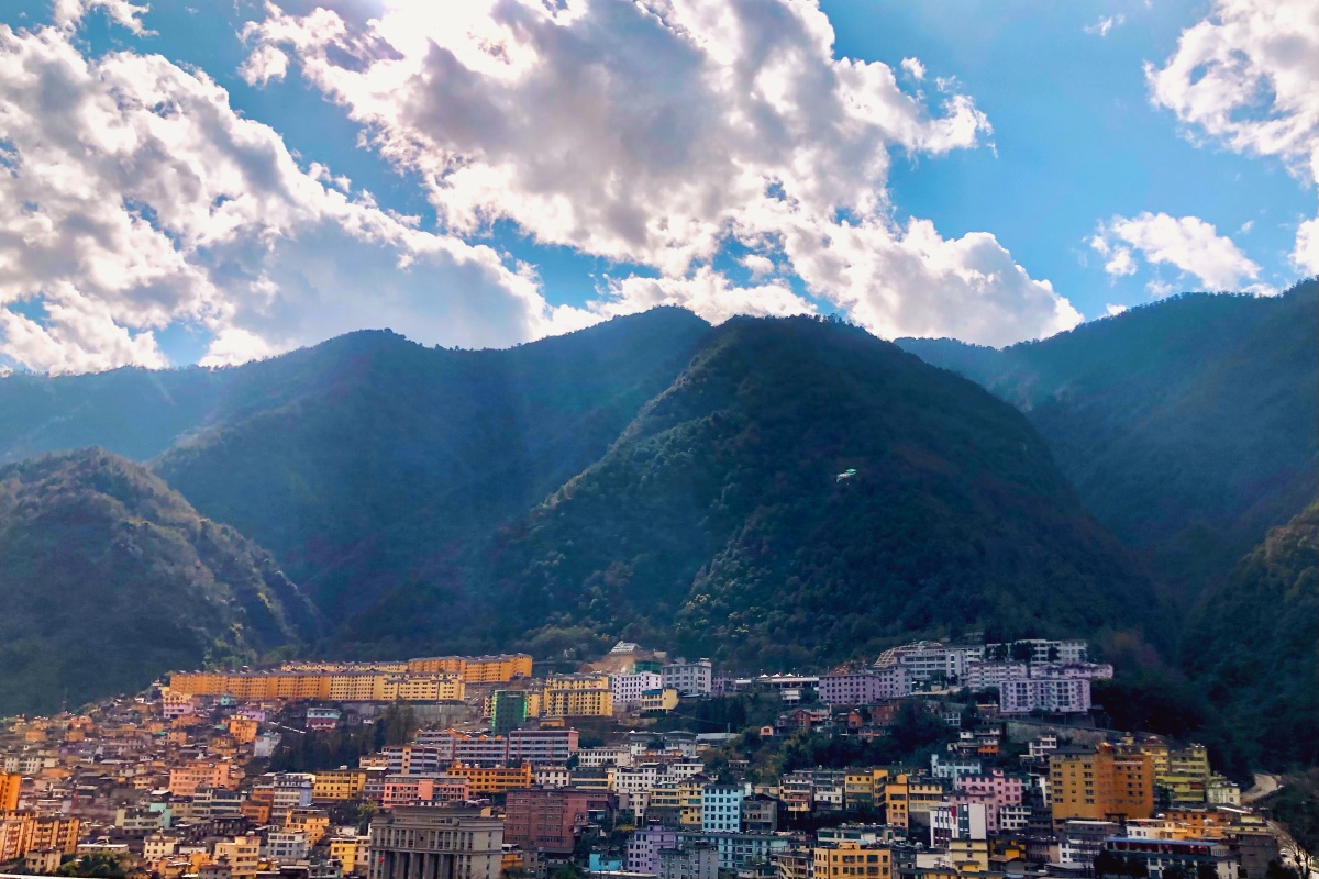 云南小众旅行路线 绝美秘境丙中洛|怒江第一湾|金满银滩|老虎跳|王冠