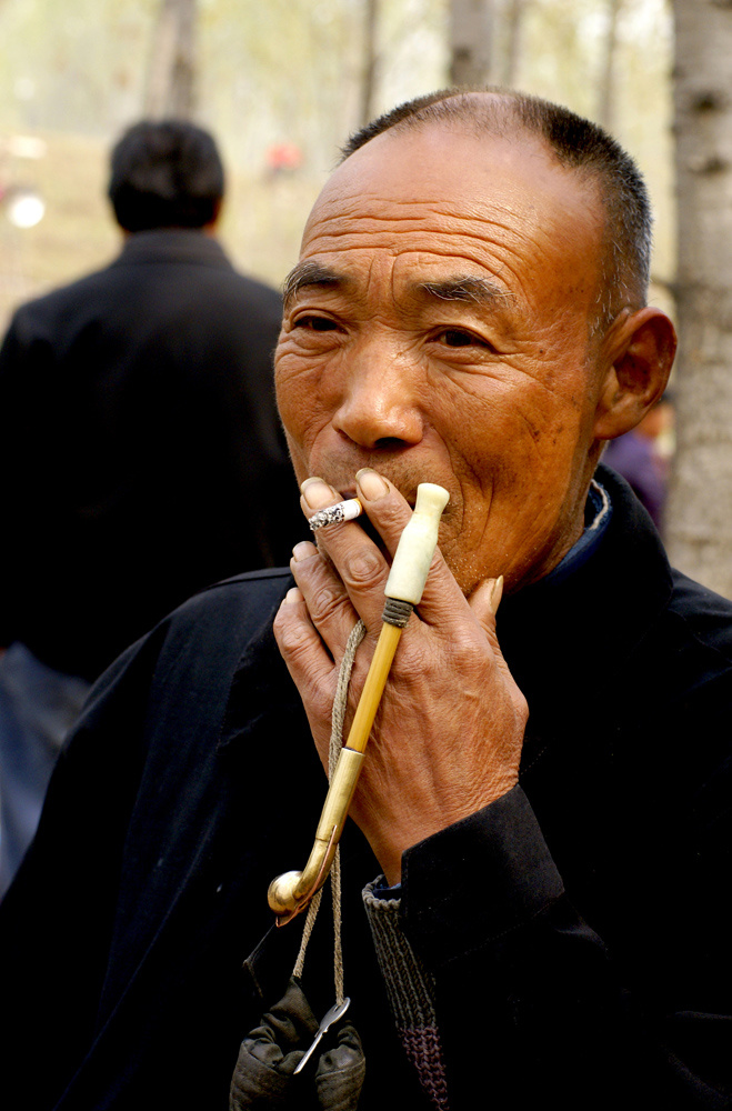 组照共和国的老烟民17土洋结合