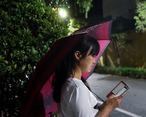 24.雨中驻足 DSC00351