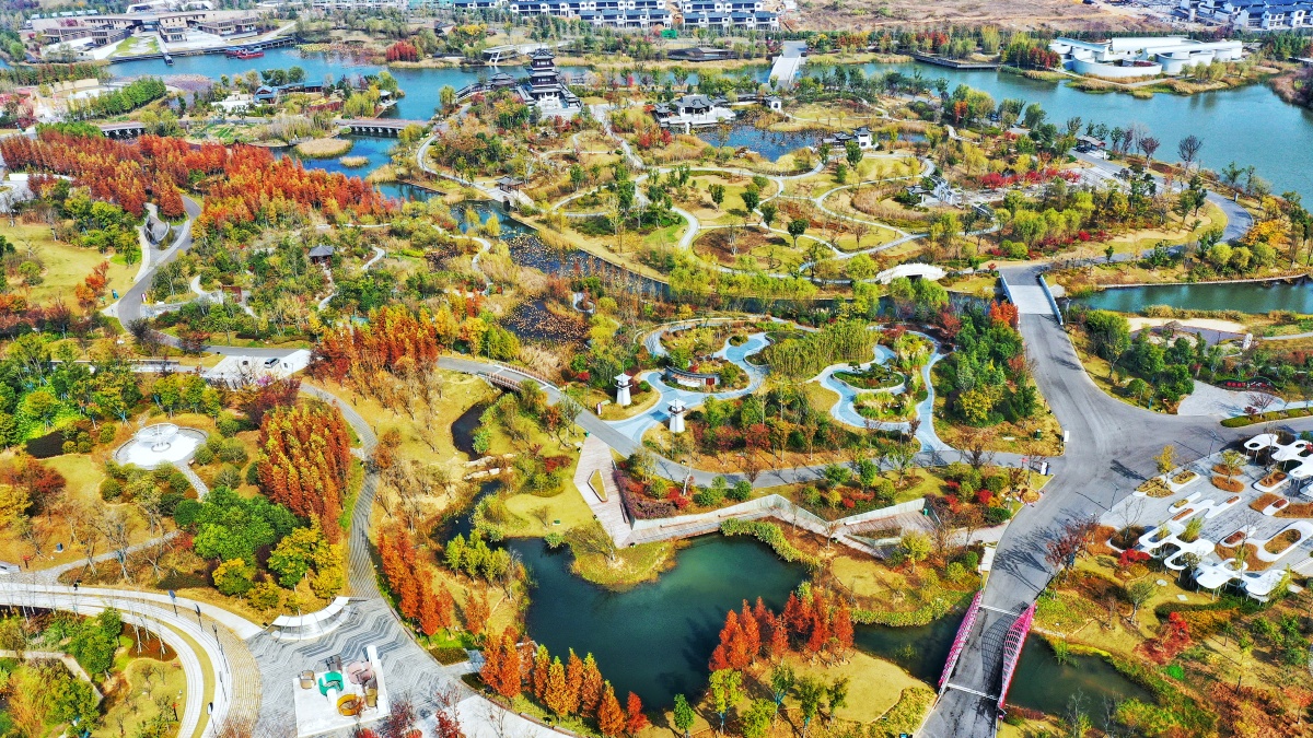 鸟瞰2021年世界园艺博览会东西会场