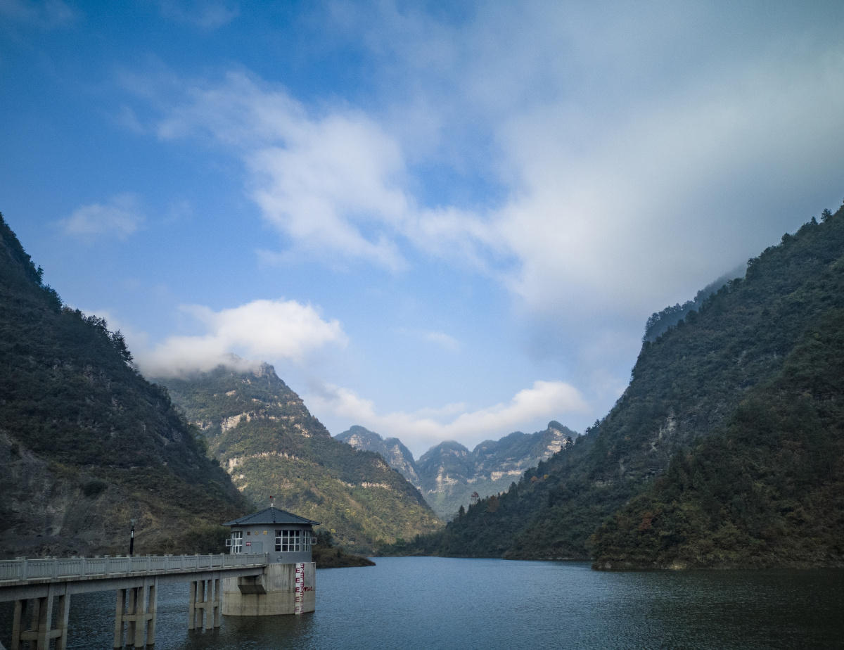 老窖溪水库武陵仙山脚下