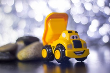 593681