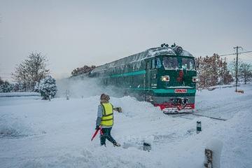 212175
