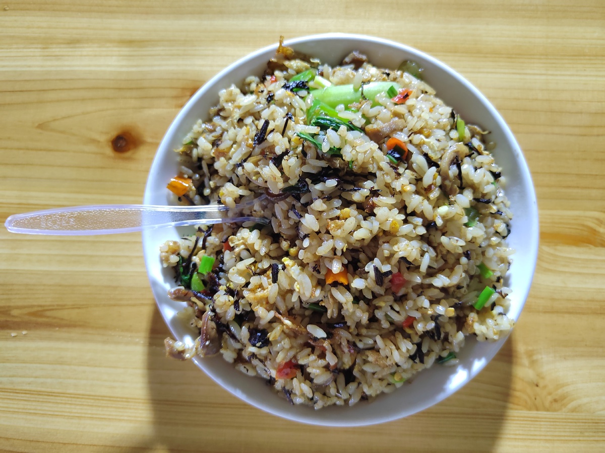 梅干菜炒饭鸡蛋炒饭夜宵