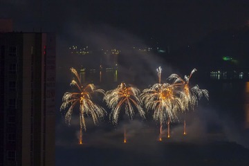 火树银花
