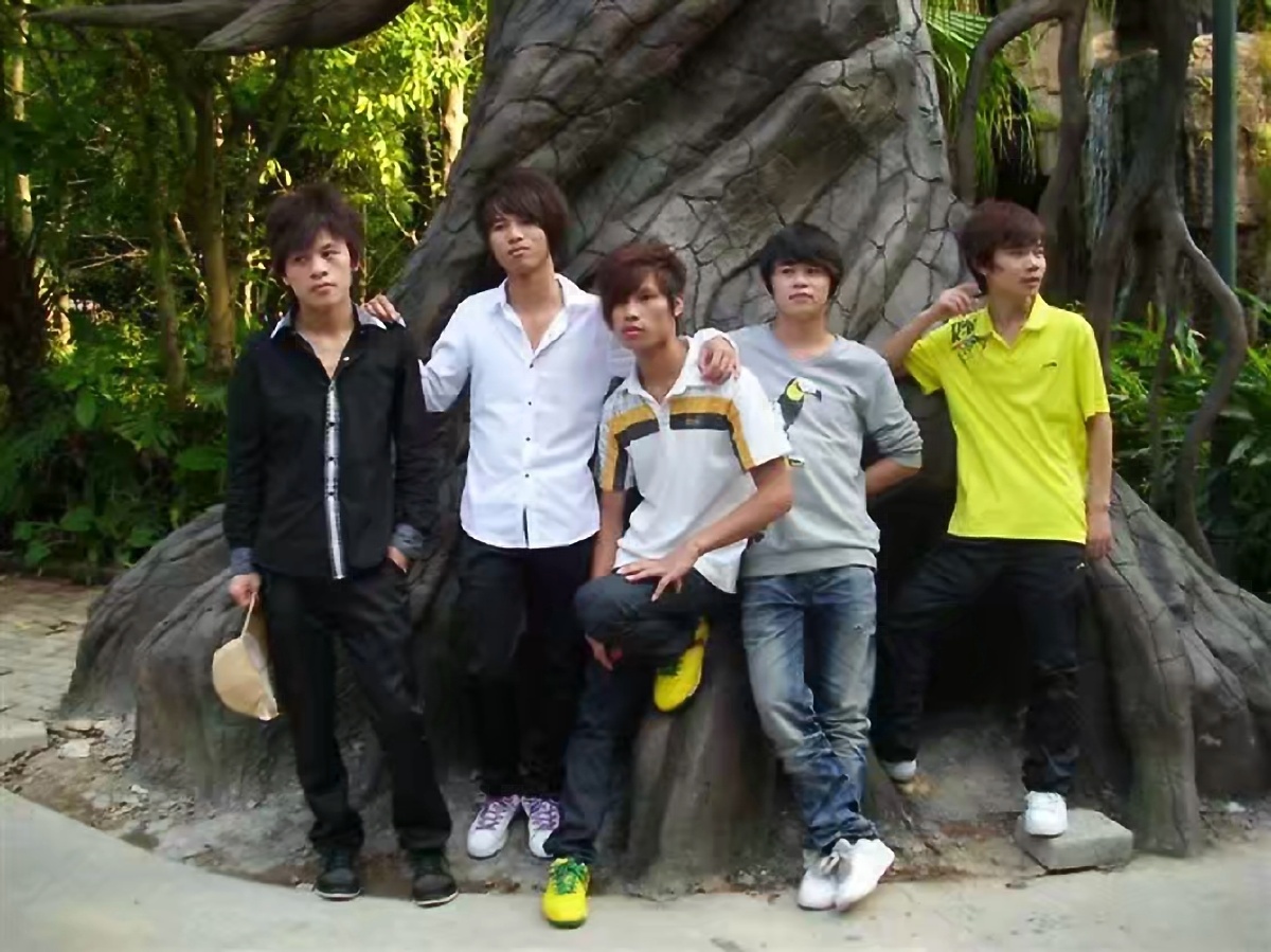 无意间翻到,九零后非主流回忆杀!