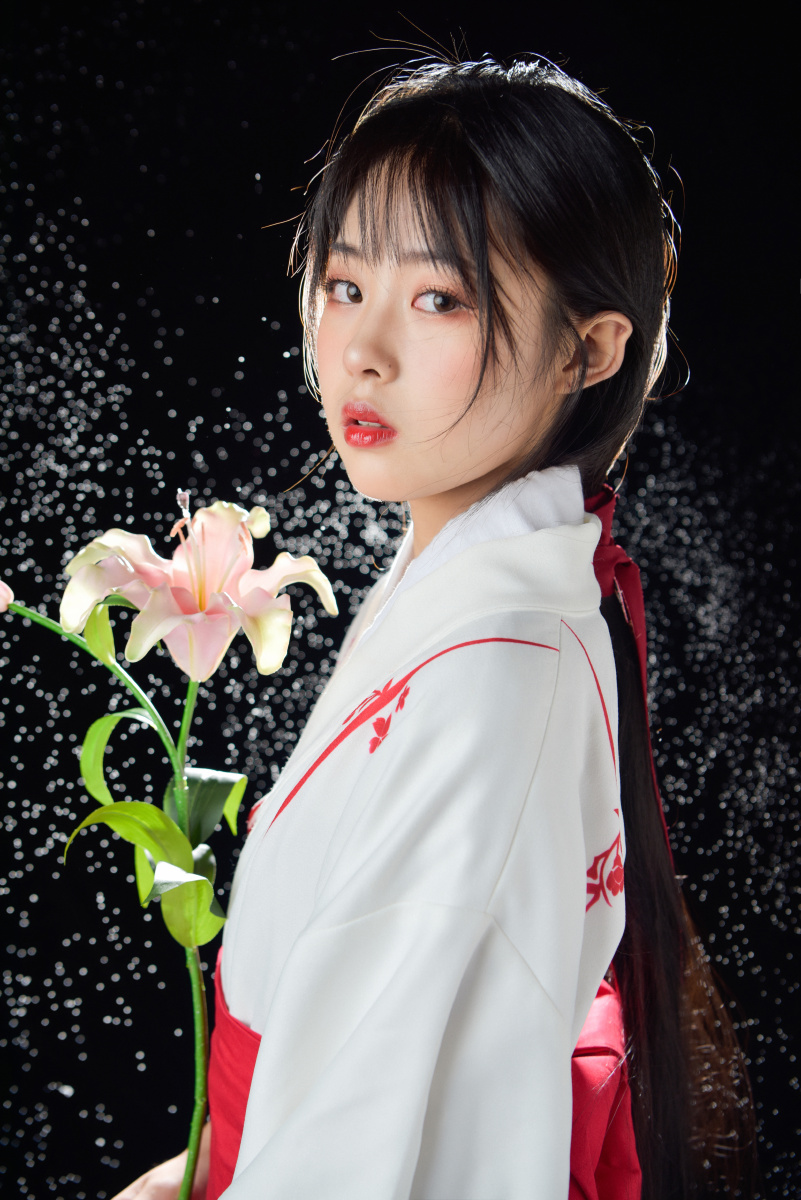 神明少女下绑发型客片