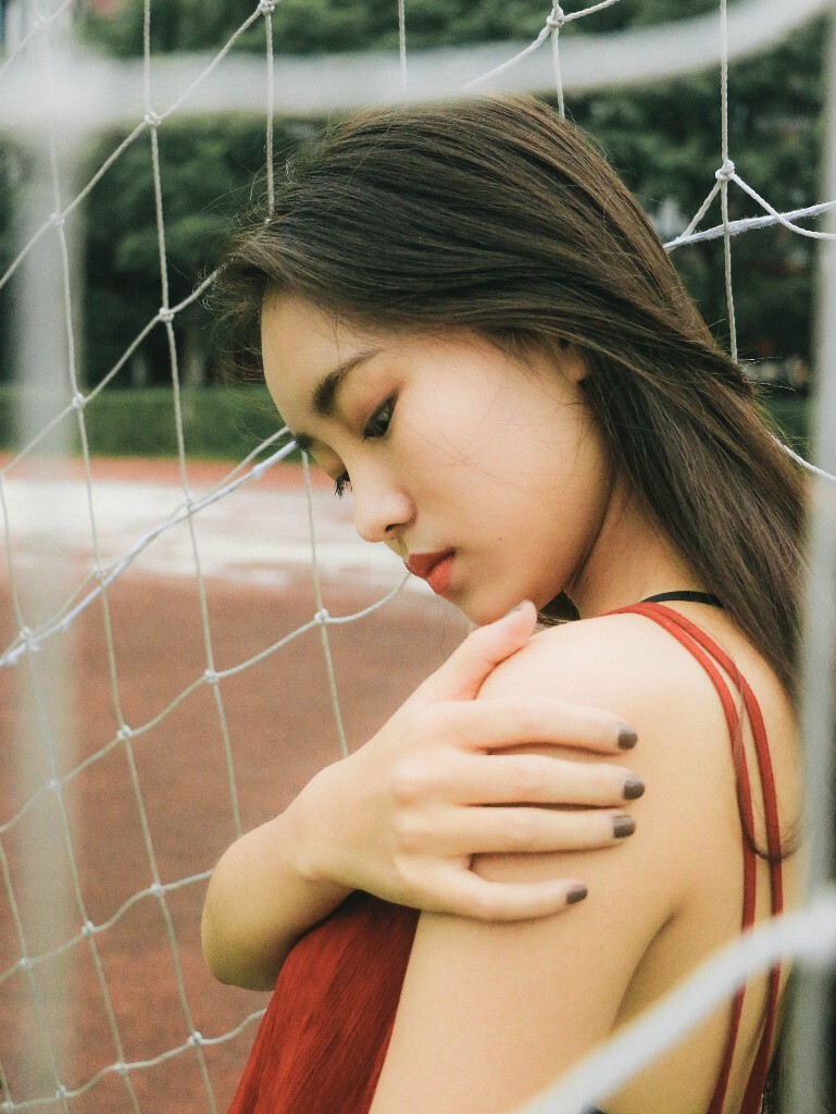 你的挑挑眉眼 泛红脸颊 微张的嘴唇