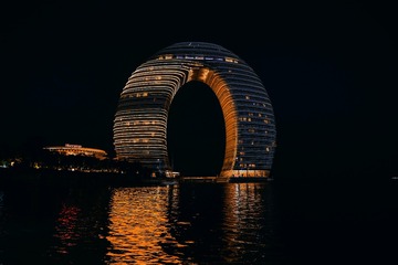 3663