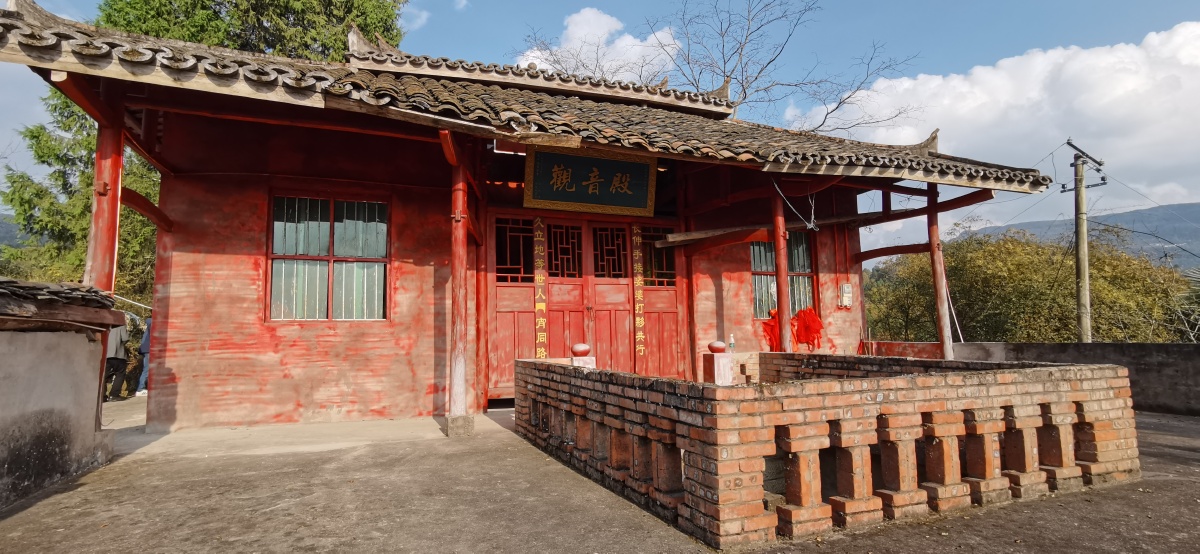 藏在山卡卡里的一座寺庙:通江县洪口镇古宁寺. - 老马儿2020 - 图虫