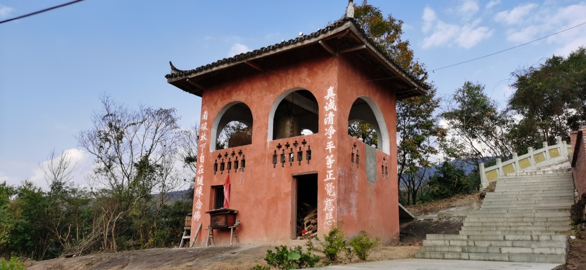 藏在山卡卡里的一座寺庙:通江县洪口镇古宁寺. - 老马儿2020 - 图虫