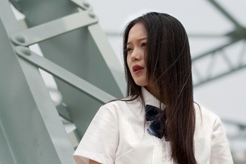 54023222-B2FD-41B3-A5F6-33204F79467E/L0/001