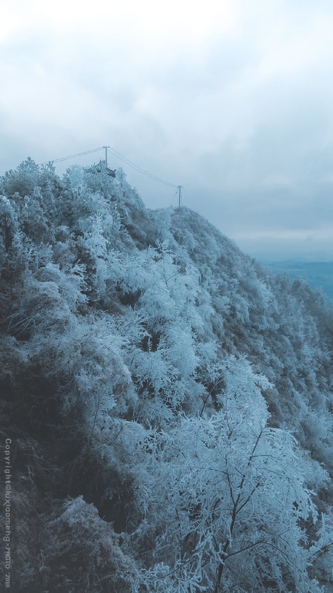 仁怀显灵山雪景