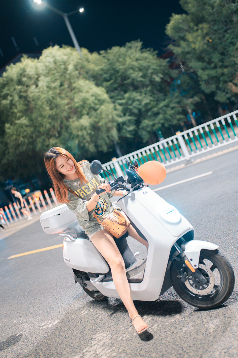 小牛电动可哈登可少女