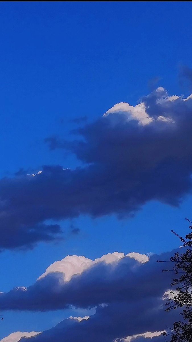 行云- 暖心四季 - 图虫