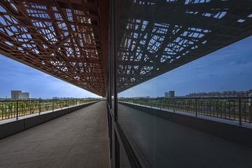 60679