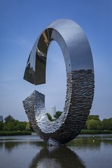 57632