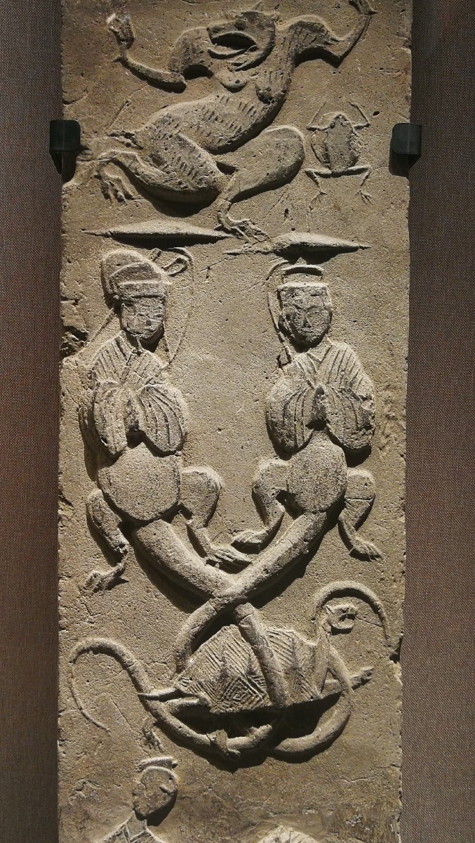 伏羲女娲画像砖河南博物院伏羲女娲画像砖