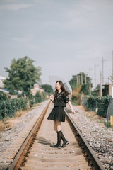 1606981
