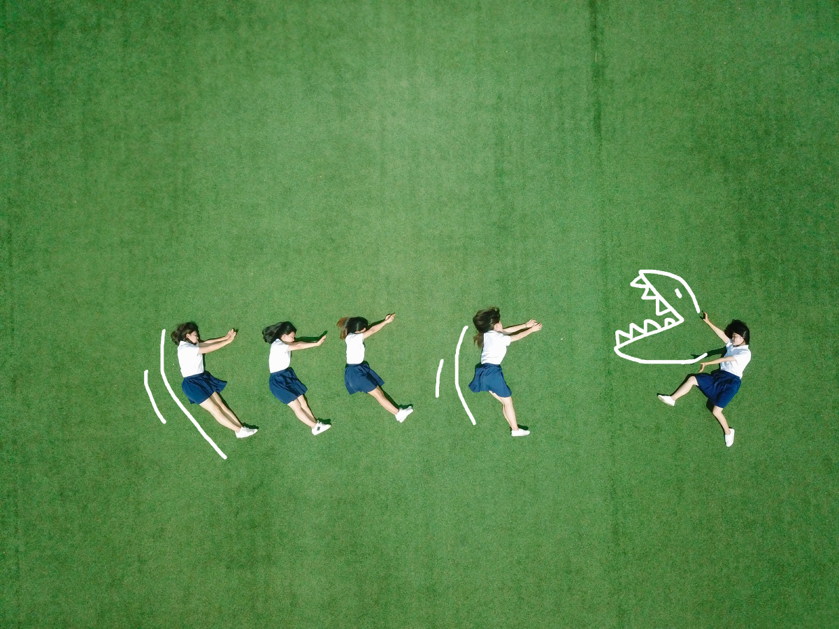 足球场航拍毕业照