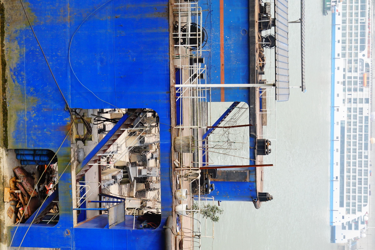 街头拍客人文天下人文纪实手册街拍俱乐部圈子船码头港船坞涛观关注