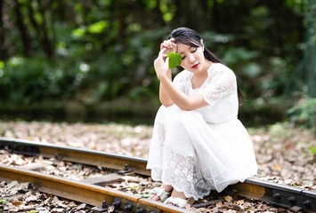 368086