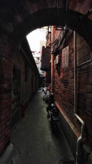 C1BB861E-AD61-4841-B730-3D8034DC750B/L0/001
