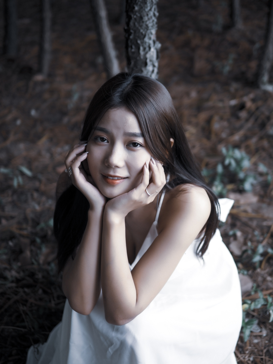 公园人像约拍模特欢欢地点友谊墙