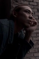 001