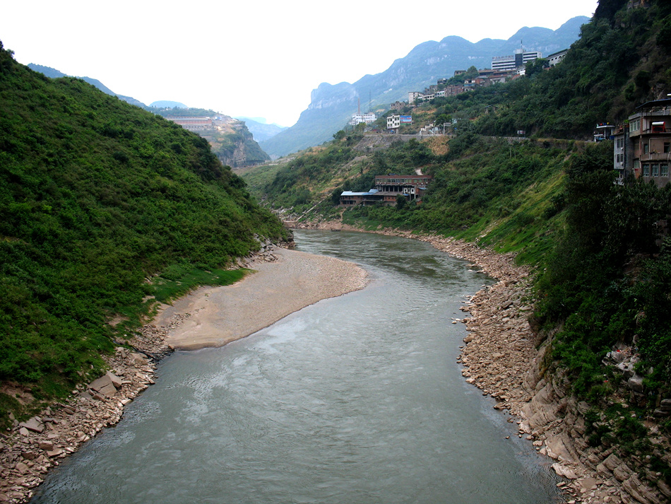 悠悠赤水河.红军四渡赤水就是这条河.
