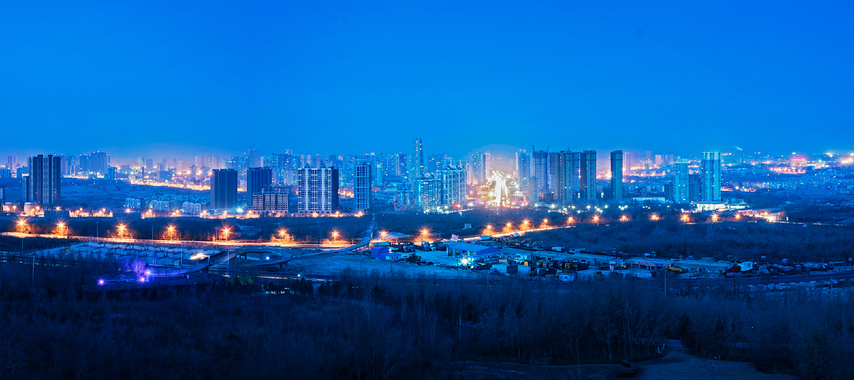 新疆库尔勒家乡夜景