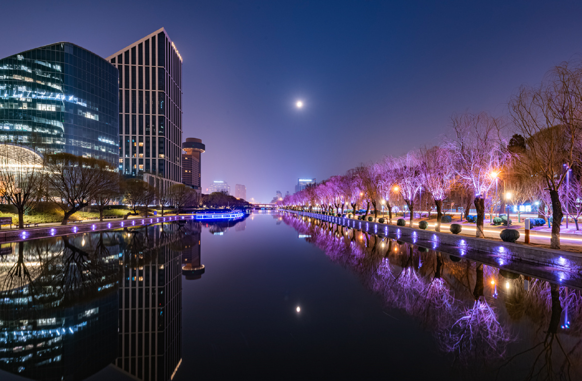 亮马河国际风情水岸之元宵月