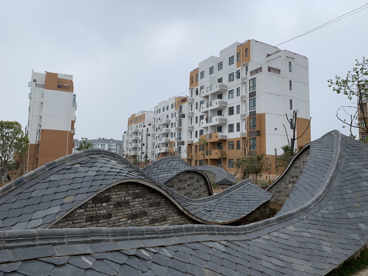 16年十堰郧阳岛龙韵村扶贫搬迁项目,主要做了记忆街及住宅区景观部分