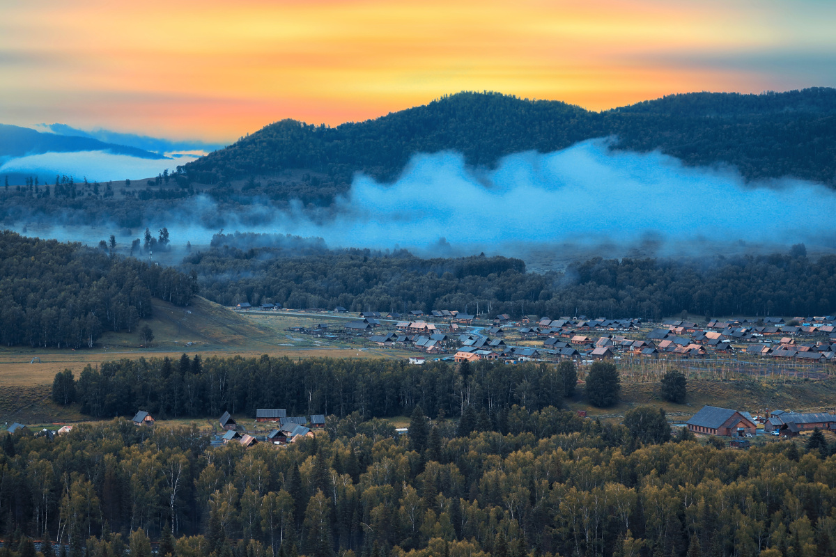 清晨禾木喀纳斯