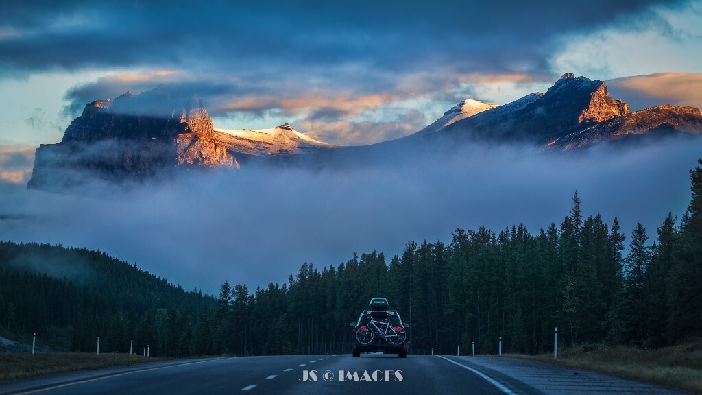 SUV,单车，徒步，露营<br />
美好的落基山生活欢迎你。